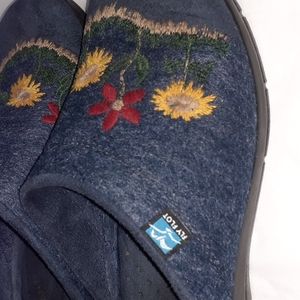 Fly Flot Embroidered Floral Mules